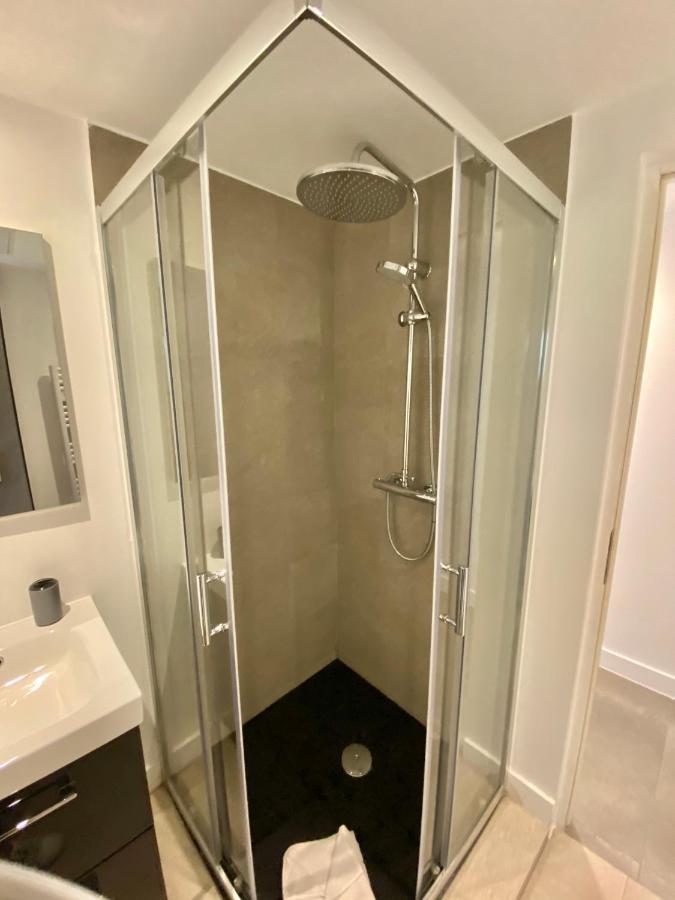 Republique Appartements مينتون المظهر الخارجي الصورة