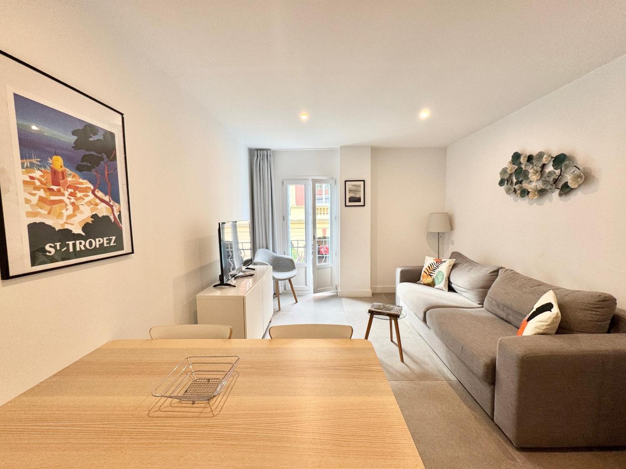Republique Appartements مينتون المظهر الخارجي الصورة