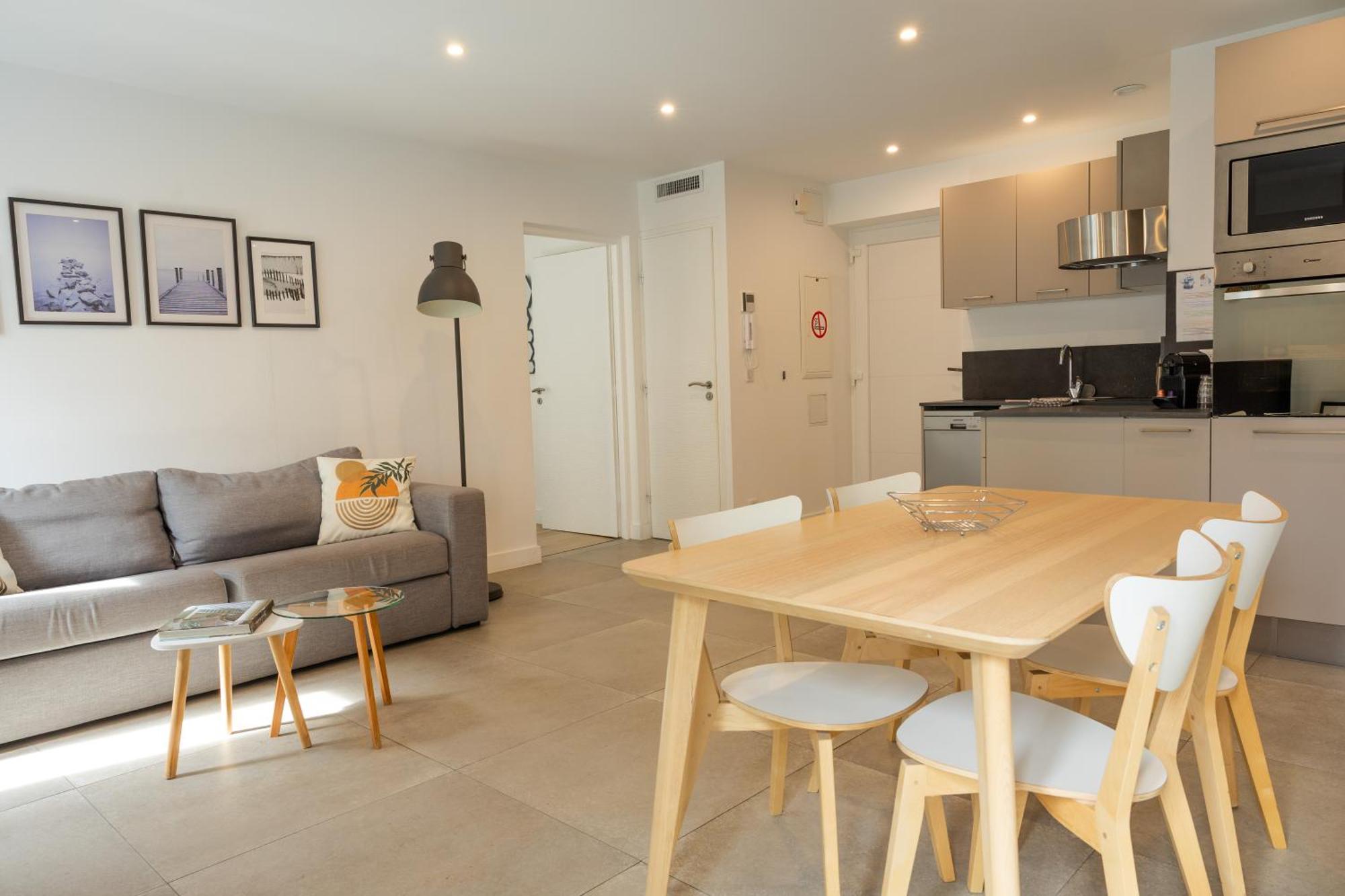 Republique Appartements مينتون المظهر الخارجي الصورة