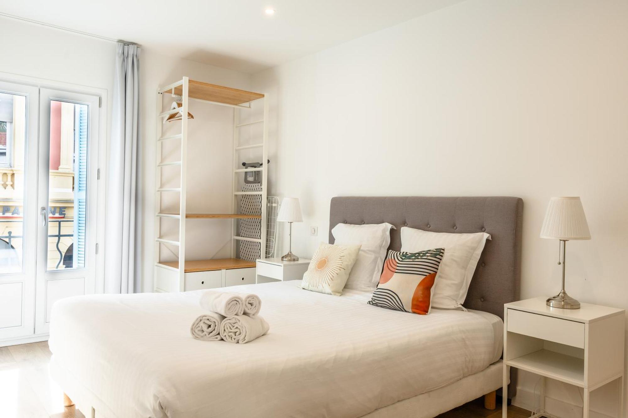 Republique Appartements مينتون المظهر الخارجي الصورة