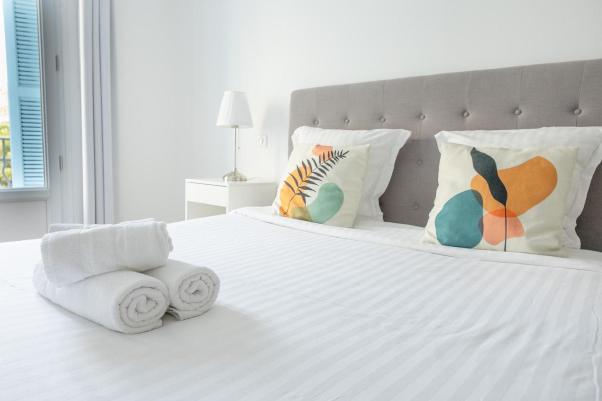 Republique Appartements مينتون المظهر الخارجي الصورة