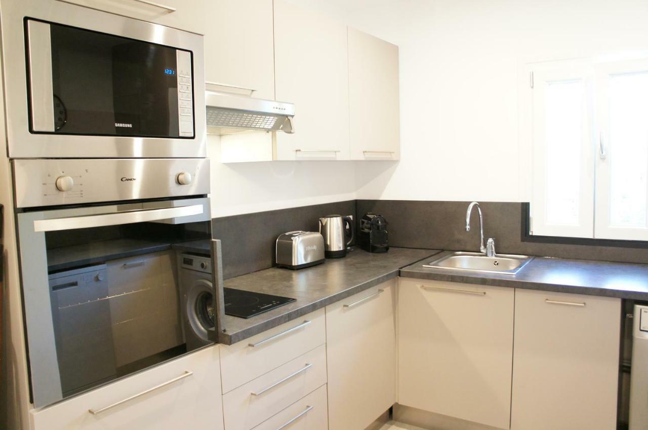 Republique Appartements مينتون المظهر الخارجي الصورة